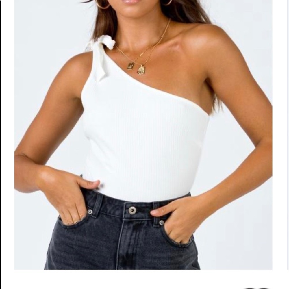 brand new Princess Polly bodysuit